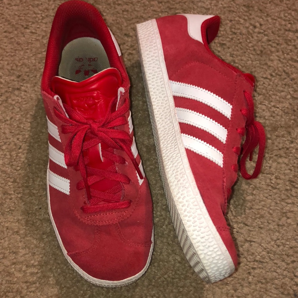 Red gazelle Adidas